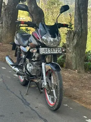 Bajaj Discover 125 2016