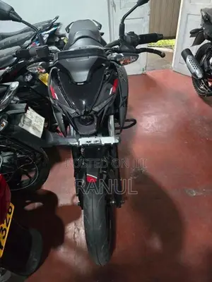 Bajaj Pulsar N160 2025