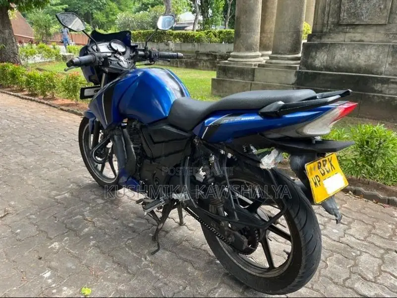 TVS Apache RTR 160 2v 2016