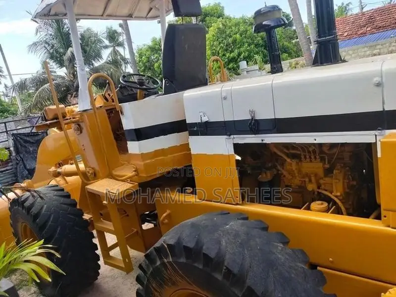 Komatsu 510 Loader