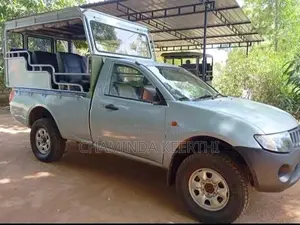 Mitsubishi L200 2008