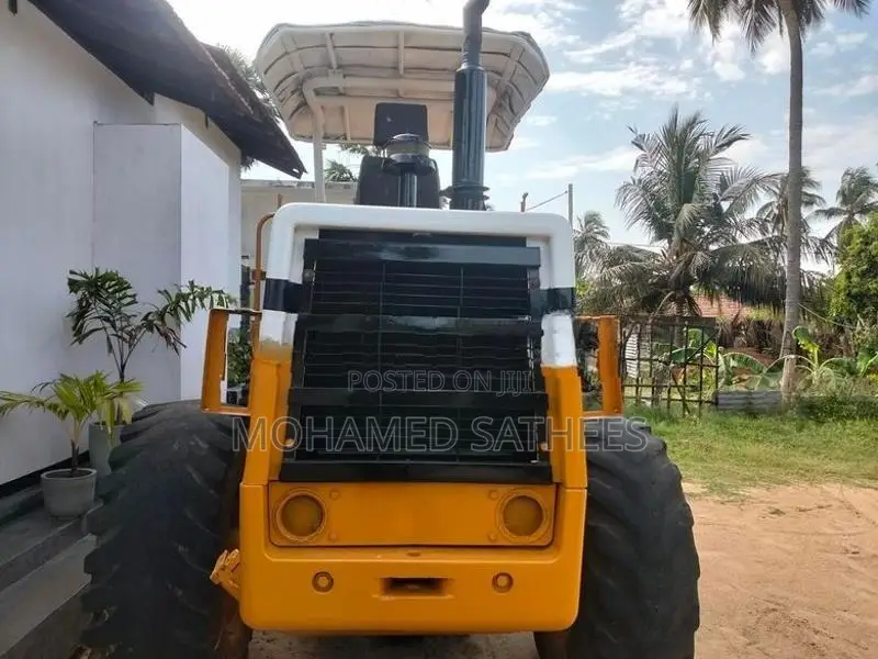 Komatsu 510 Loader