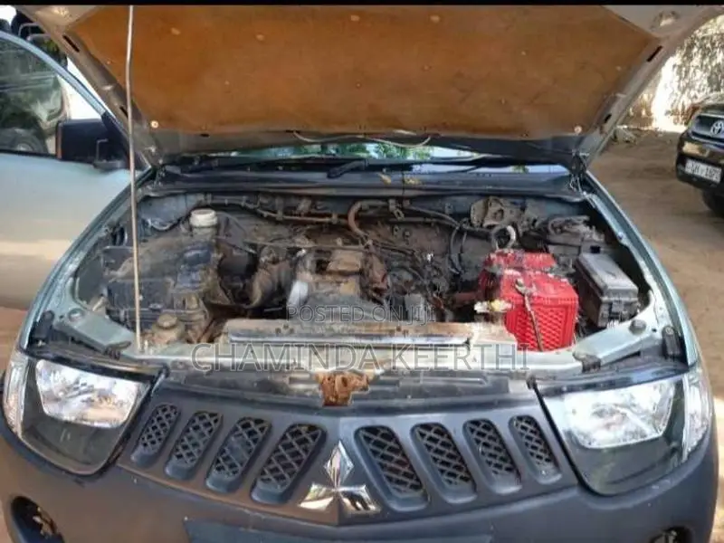 Mitsubishi L200 2008