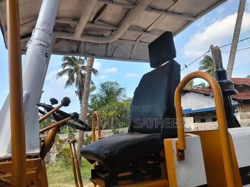Komatsu 510 Loader