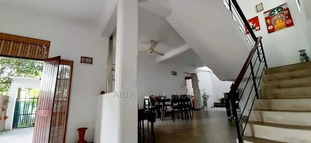 2 Storey House Malabe Junction Semi Furnished