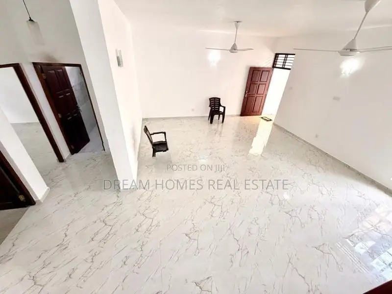 Modern 4 Bedroom House – Nugegoda