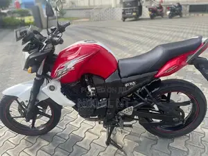Yamaha FZ S 2012