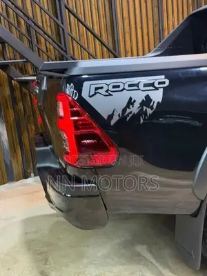 Toyota Hilux Rocco 2024