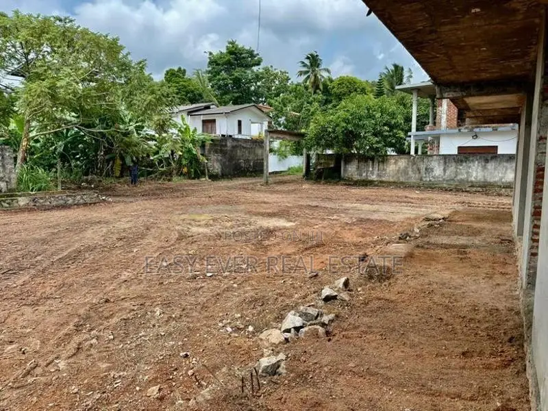 මහරගම – ඇරැවුවල හන්දියෙන්ම සුපිරි ඉඩමක් / KK 12019