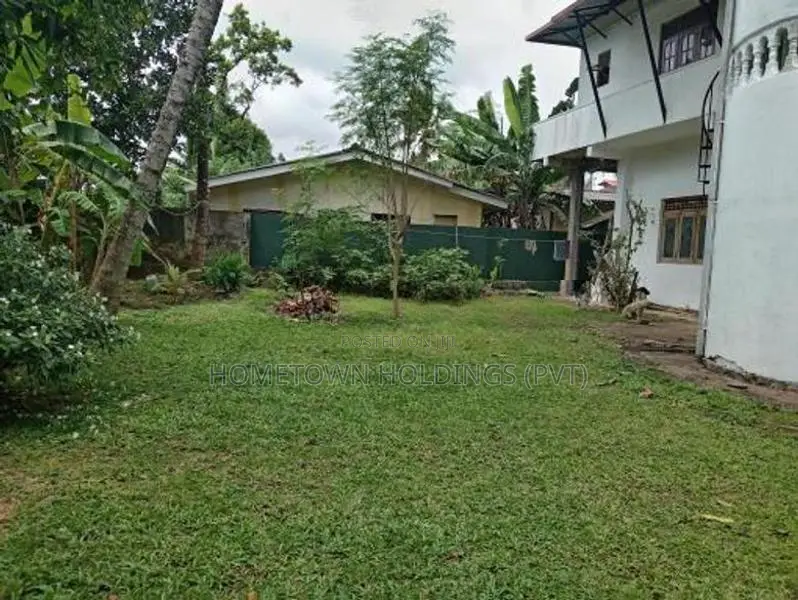 House in Malabe Town