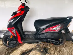 Honda Dio 2018