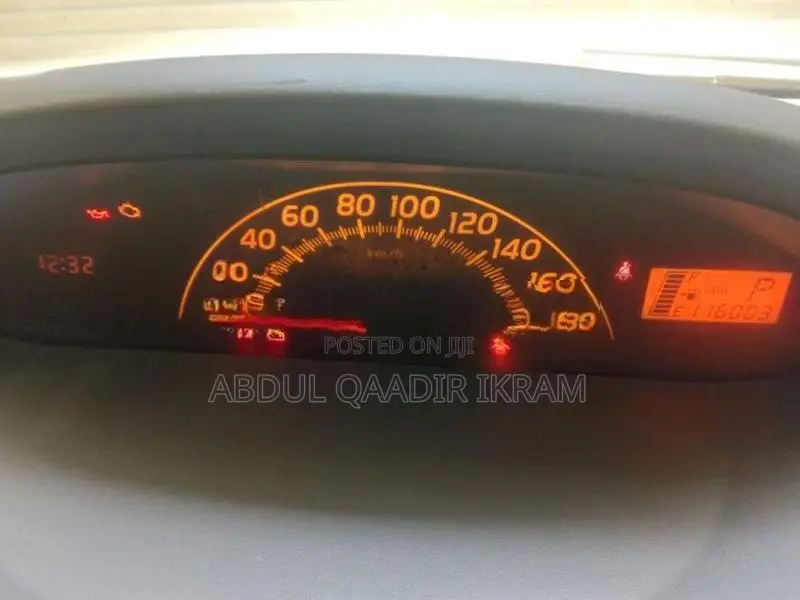 Toyota Vitz 2007