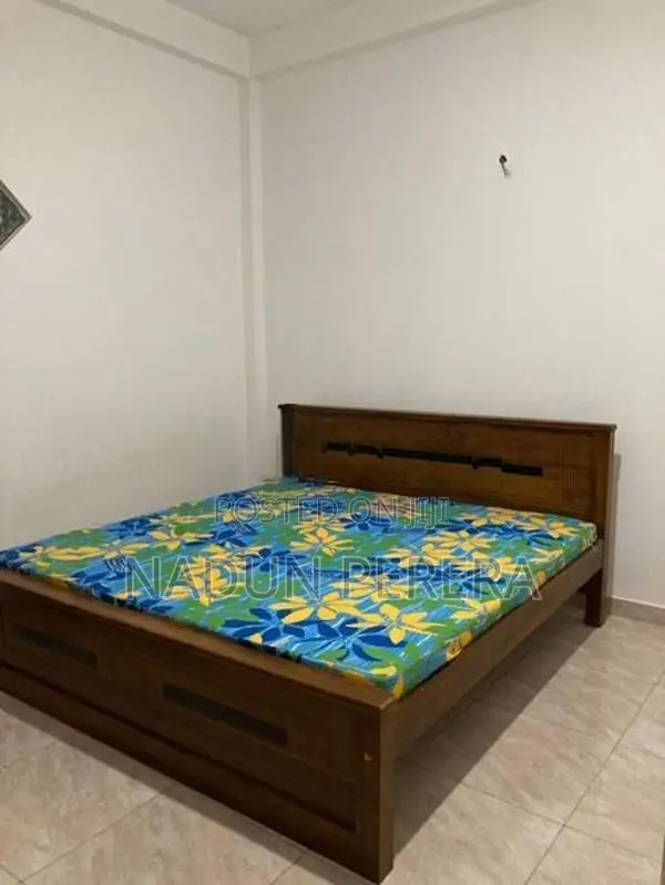 Teak Box Bed 60”72 with Mattress