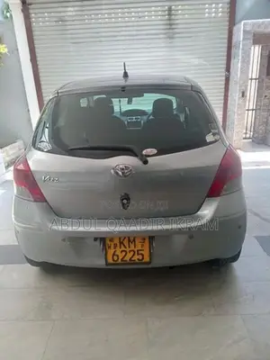 Toyota Vitz 2007