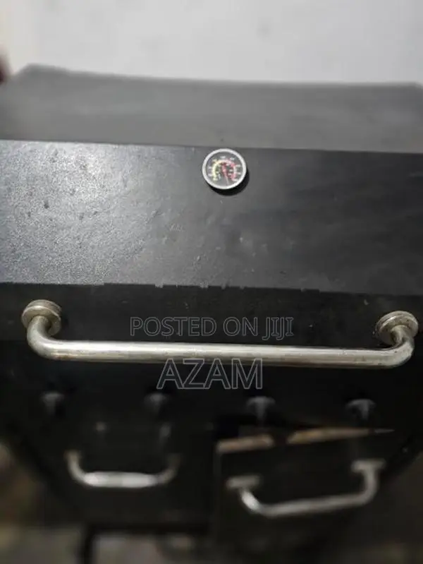 Gas bbq grill