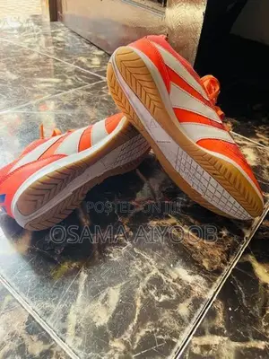 Futsal shoe