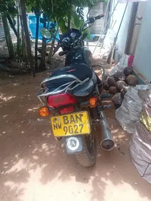 Bajaj CT100 2014