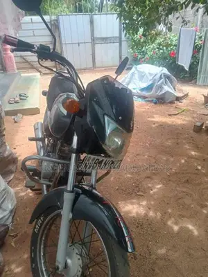 Bajaj CT100 2014