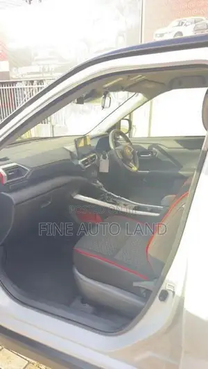 Toyota Raize Z Hybrid BSM 360 2025