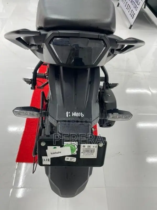 Hero Hunk 160R 2026