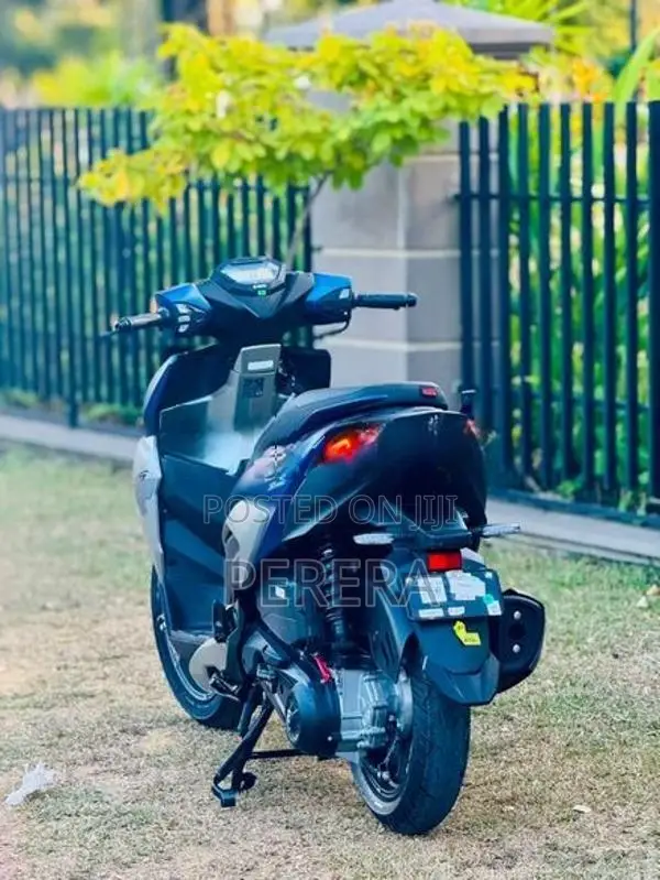 Hero XOOM 125R 2026
