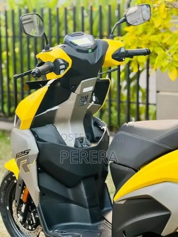 Hero XOOM 125R 2026