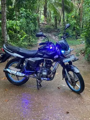 Bajaj Platina 100 2006