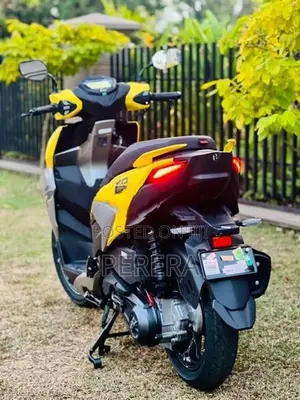 Hero XOOM 125R 2026