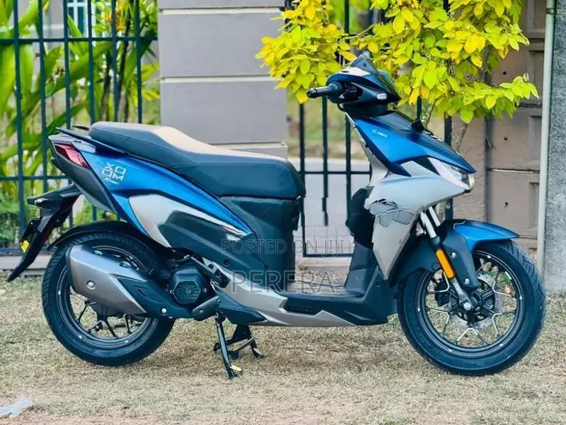 Hero XOOM 125R 2026
