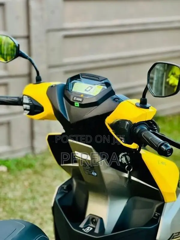 Hero XOOM 125R 2026