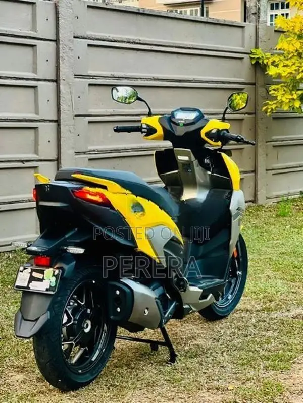 Hero XOOM 125R 2026