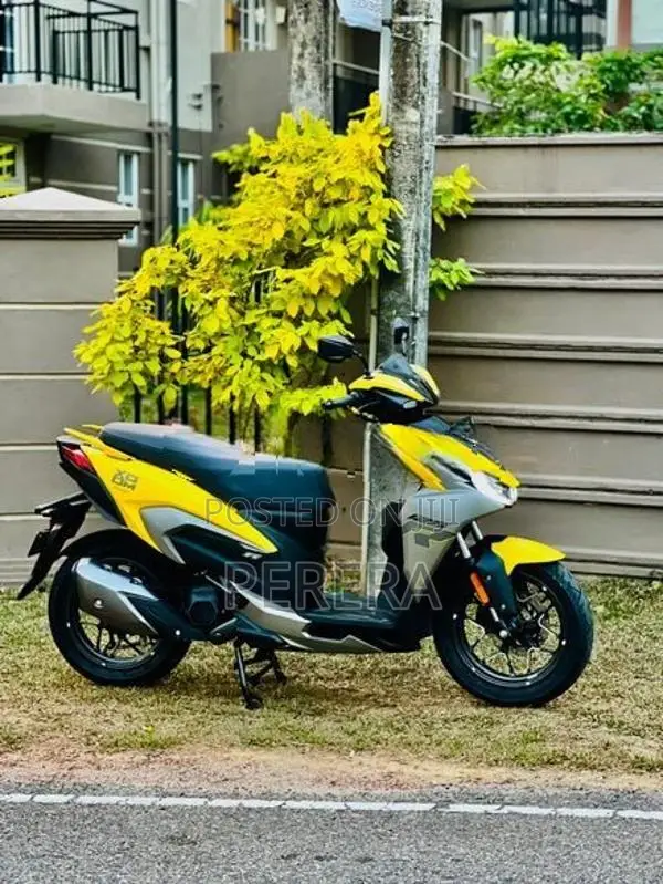 Hero XOOM 125R 2026