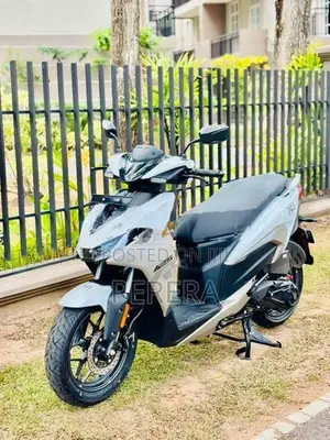 Hero XOOM 125R 2026
