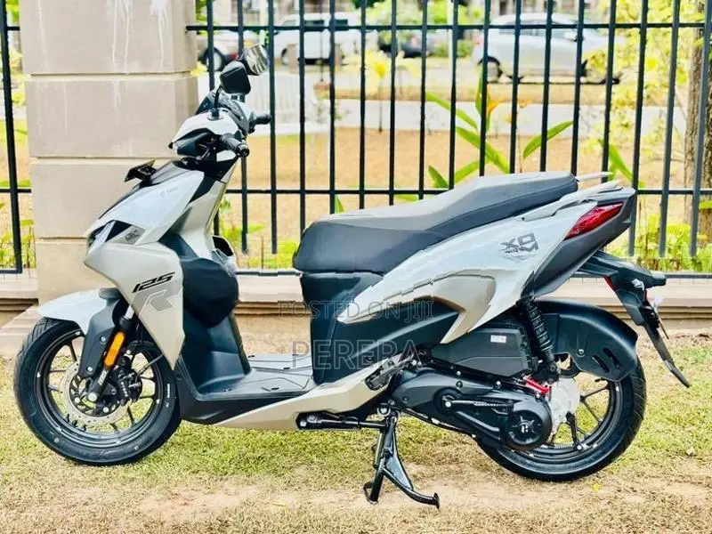 Hero XOOM 125R 2026