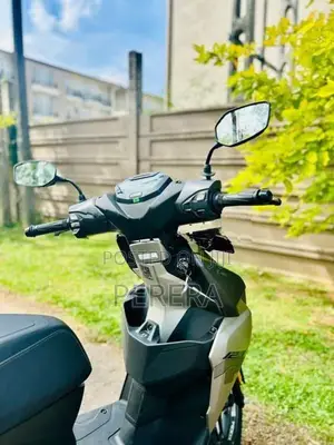 Hero XOOM 125R 2026