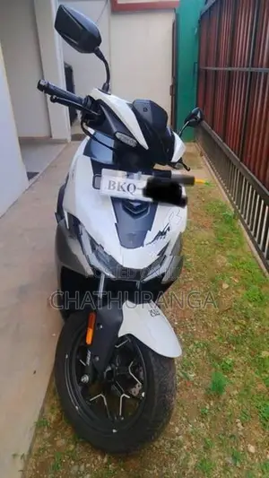 Hero XOOM 125R ZOOM 125 2026