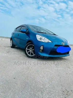 Toyota Aqua 2013