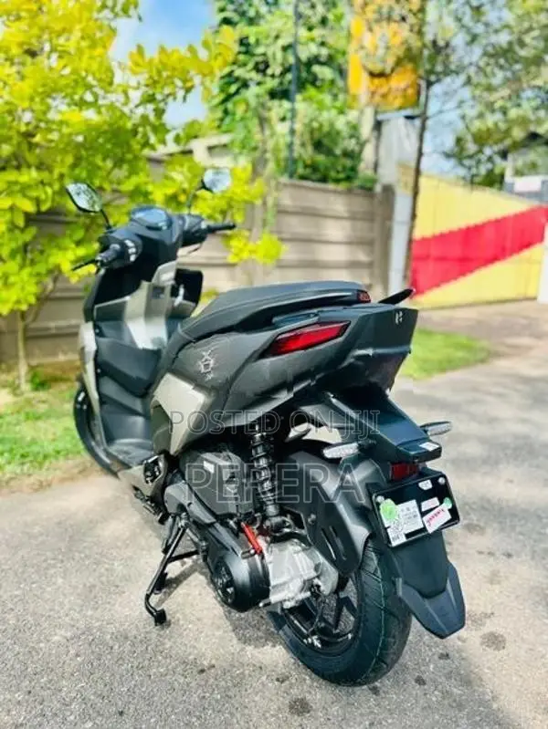 Hero XOOM 125R 2026