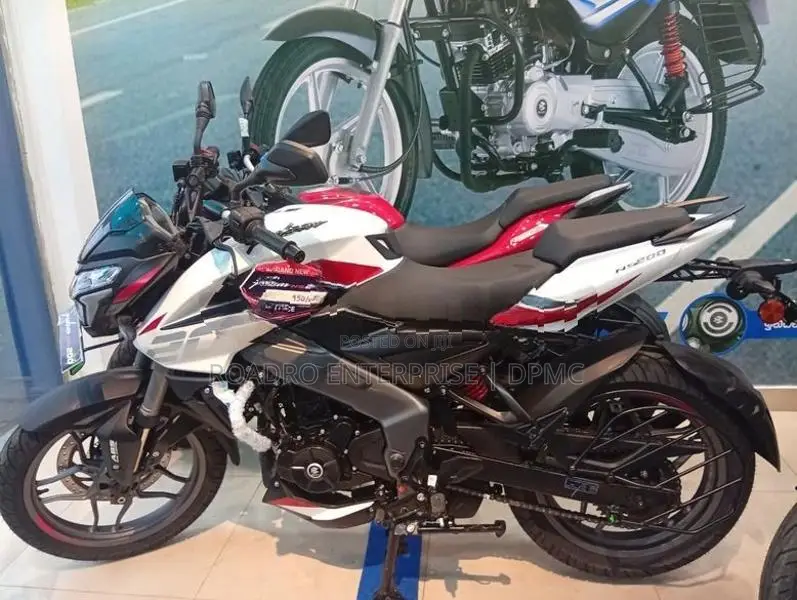 Bajaj Pulsar NS200 2026