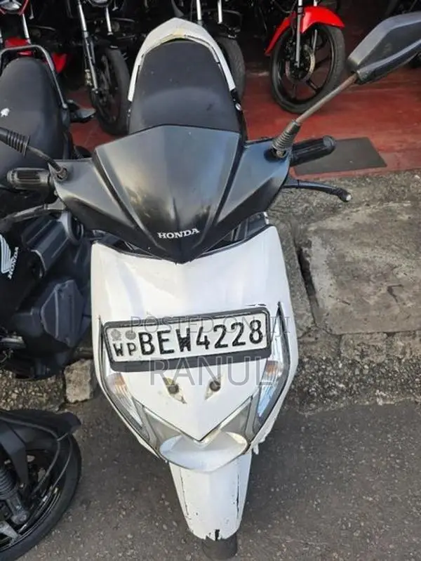 Honda Dio 2017