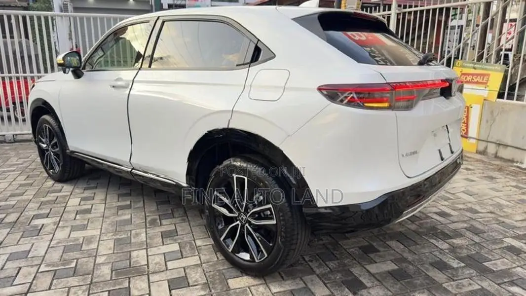 Honda Vezel Z Hybrid 2025