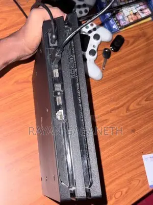 PS4 Pro 1TB