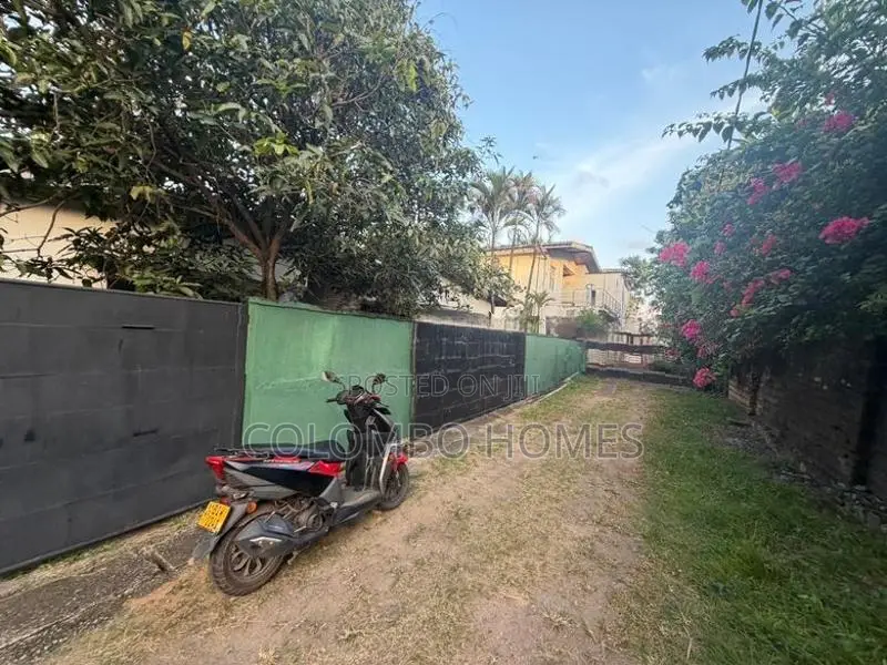 16.4 Perch Land for Sale - Ratmalana