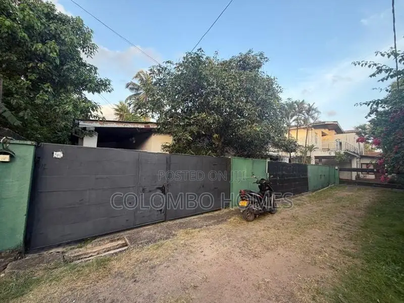 16.4 Perch Land for Sale - Ratmalana