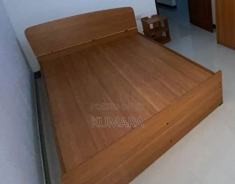Bed 75”* 48”