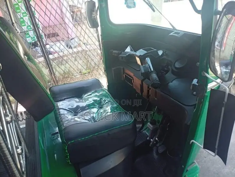 Bajaj RE 2020