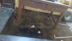 மேசை Table