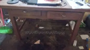 மேசை Table