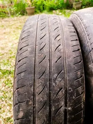 165/65 R14 ටයර්