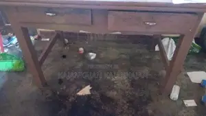 மேசை Table